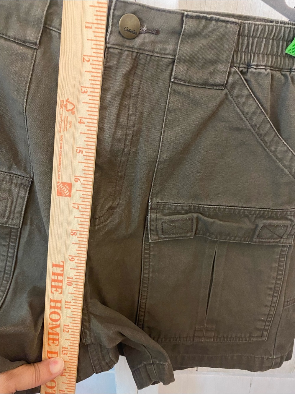 Cabela's Olive Green Men's Cargo Shorts - Picture 7 of 9